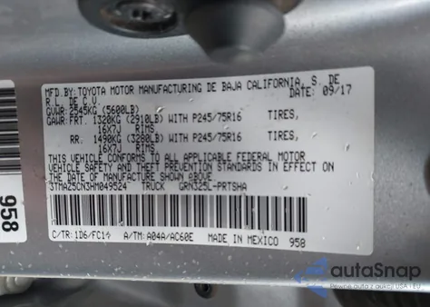 2017 Toyota Tacoma Sr5 V6 z USA, uszkodzony, nr VIN 3TMAZ5CN3HM049524